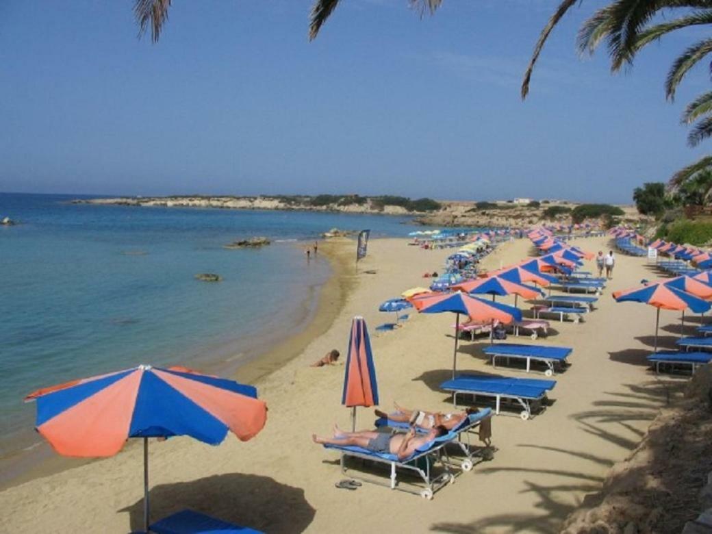 Ground Floor One Bedroom Apartment B2, 3 Pools, Free Wifi Peyia Exterior photo